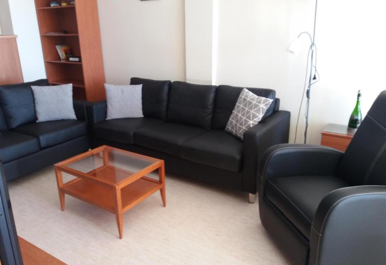 אלמרימר Fabulous Sunny Apartment מראה חיצוני תמונה